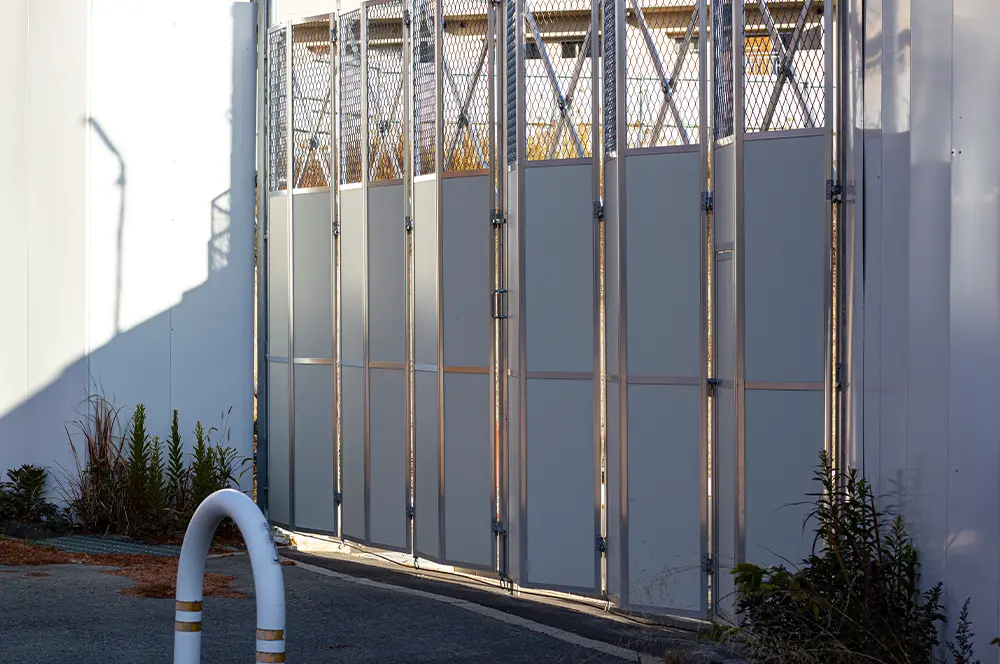 仮囲い工事（かりがこいこうじ）